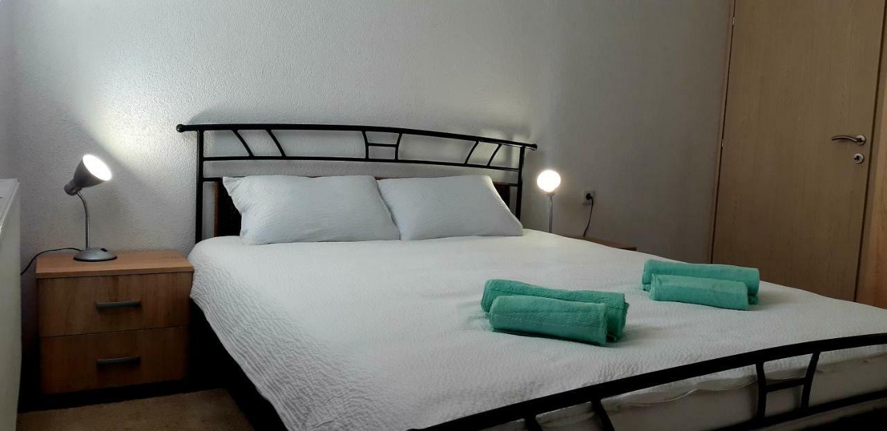 Apartmani Bilic Korenica Ngoại thất bức ảnh